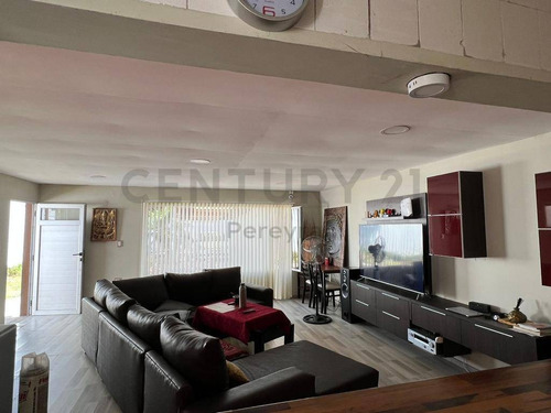 Imagen 7 de 25 de 132 Entre 530 Y 531, Casa Dos Dormitorios Y Piscina, En Venta