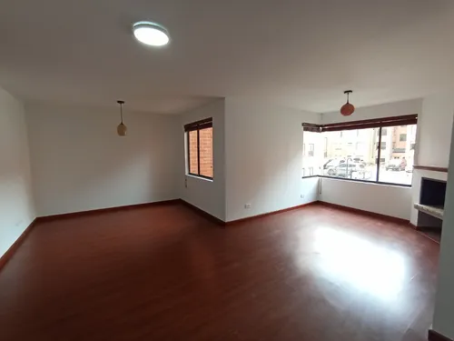 Espectacular Apartamento Con Espacios Amplios