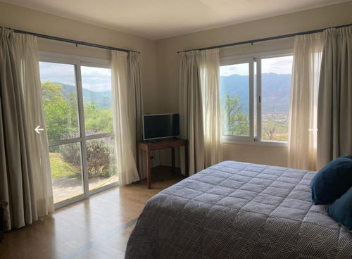Hermosa Casa En San Lorenzo, Salta. Con Pileta Climatizada.