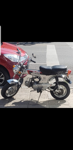 Imagen 2 de 5 de Honda Dax St 70