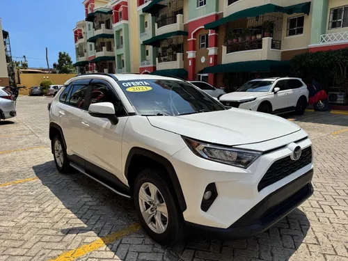 Toyota Rav4 Xle 4*2 Año 2021