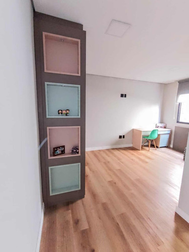 Casa Térrea Impecável Em Condomínio Fechado !!!!