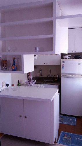 Imagem 17 de 30 de Flat À Venda Na Avenida Lúcio Costa, Barra Da Tijuca, Rio De Janeiro - Rj - Liv-0774