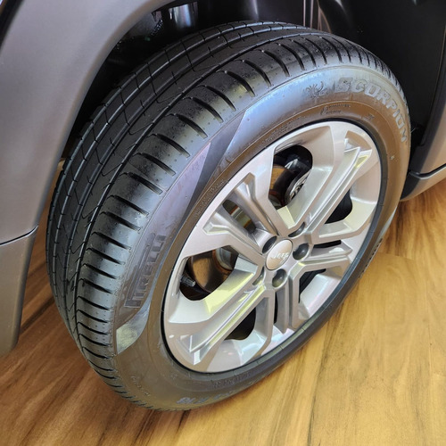Jeep Compass LONG. T270 1.3 TB 4x2 Flex Aut.