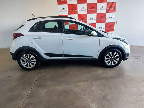 Imagem 10 de 13 de Hyundai Hb20x 1.6 16v Style