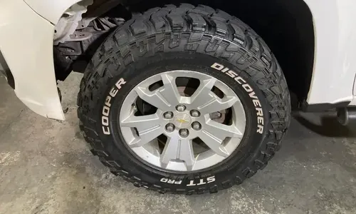Chevrolet Colorado LT 2.5 lt
