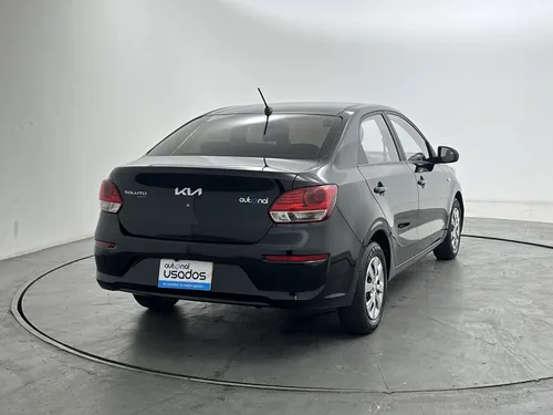 Kia Soluto 1.4 Emotion Mt