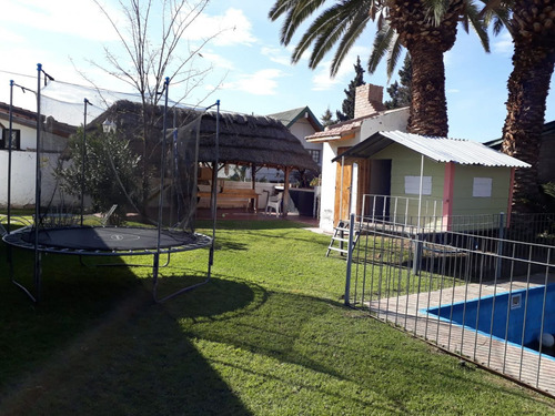 Casa En Venta En Barrio Privado Dalvian