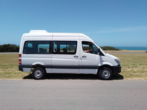 Imagen 5 de 20 de Mercedes-benz Sprinter 2016 2.1 415 Combi 3665 150cv 15+1 Te