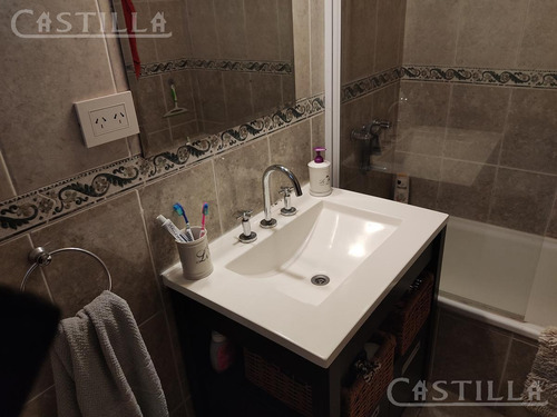 Imagen 17 de 28 de Venta De Excelente Dúplex En Béccar Con 3 Dormitorios