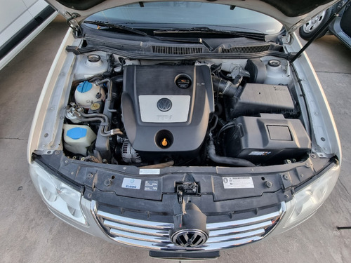 Imagen 12 de 16 de Volkswagen Bora 1.9tdi Trendline
