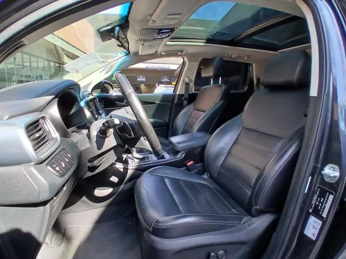 Kia Sorento 3.3 V6 Ex Pack Piel 7 Pasajeros At