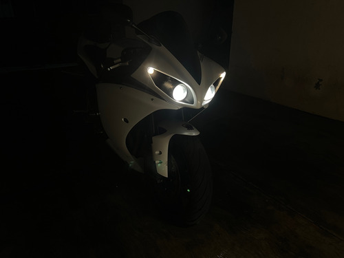 R1 Escape Fibra De Carbono, Modos De Manejo!