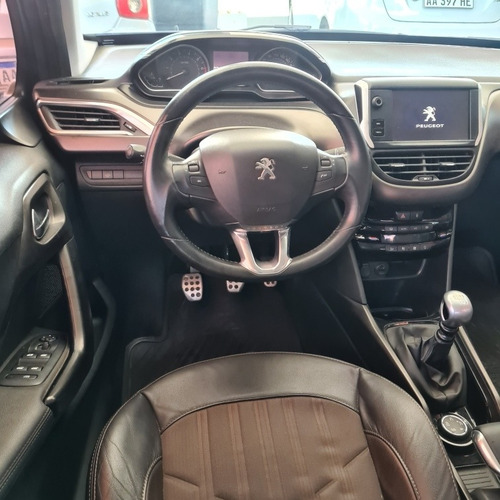 Imagen 5 de 15 de Peugeot 2008 2017 1.6 Thp Sport Credito Gps Camara Techo