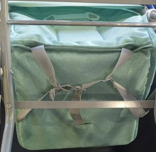Imagen 4 de 5 de Silla De Comer Bebé Plegable Con Apoyapiés