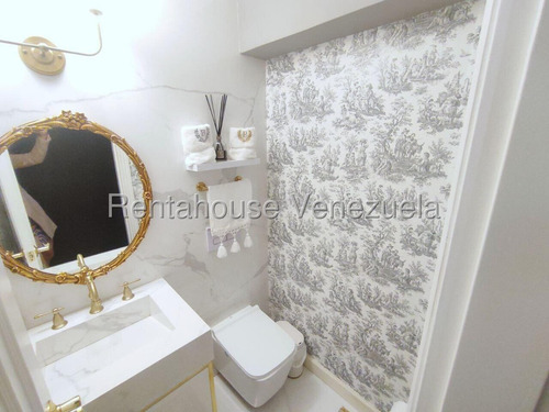 Venta De Apartamento En Colinas De Valle Arriba Cl Mls 25-20938