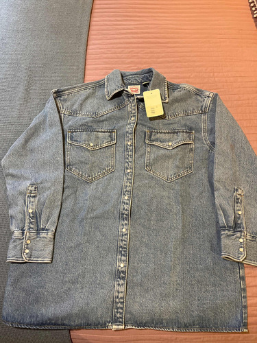 Camisa Jean Levis, Nueva