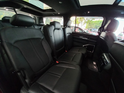 Imagen 8 de 15 de Jeep Wagoneer Series Iii Etorque Mild Hybrid 4x4 2022
