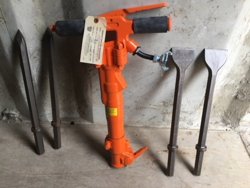 Imagen 9 de 12 de Compresor Y Martillo Neumático Alquiler Y Venta