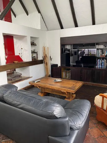 Casa En Arriendo/venta En Canelon. Cod A16453