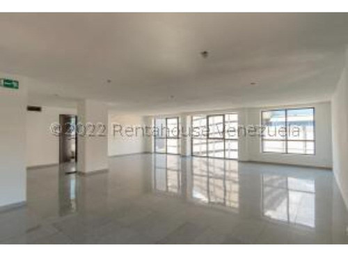 Imagen 10 de 25 de #22-22542 Exclusivo Edificio En Las Mercedes