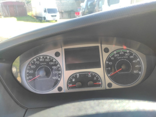 Imagem 6 de 9 de Iveco Daily 35s14