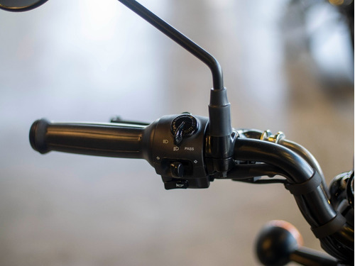 Imagen 3 de 23 de Royal Enfield Classic 350 Gun Metal Grey Reserva La Tuya Ya!