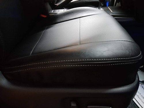 Imagen 4 de 6 de Funda Cuerina Premium Centro Perforado Toyota Yaris -carfun-