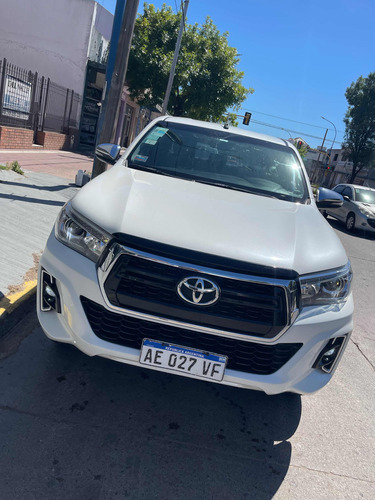 Toyota Hilux 2.8 Cd Srx 177cv 4x4 At