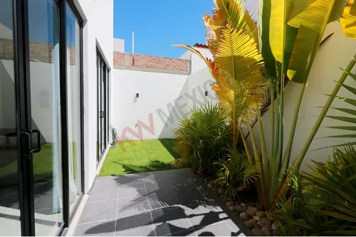 Hermosa Casa En Venta En Altabrisa Residencial, Mazatlán