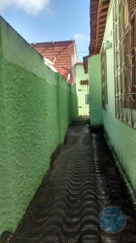 Imagem 4 de 13 de (9022) Casa Em Lagoa Nova, 4/4 - V-9022