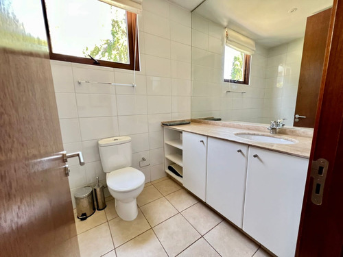 Gran Casa En Condominio Exclusivo Gonzalo Mardones