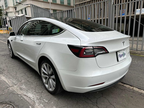 Tesla Model 3 Long Range
