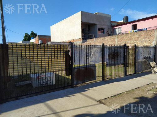 Imagen 1 de 4 de Venta Terreno De 10 X 30 Mts En Ezpeleta Oeste (30099)