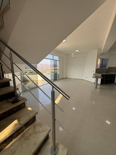 Apartamento Duplex En Alquiler. Residencias Risbel Garden, Urb. El Bosque Cod 276063