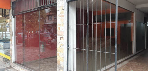Imagen 2 de 4 de Ug-local Apto Varios Rubros. Villa Primera