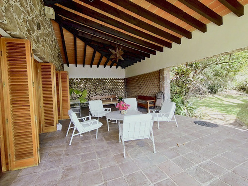 Residencia En Venta En Fracc. Tamoanchan, Jiutepec Morelos.
