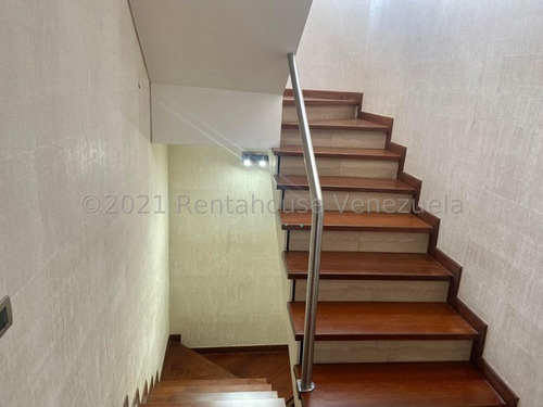 Imagen 6 de 21 de Apto En Venta En Campo Alegre 21-26936 Carolina Fermoso 0424 2083128