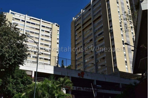 Apartamento En Venta Remodelado En Las Trinitarias Santa Fe Caracas 24-10730 Mr.
