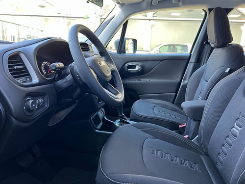 Imagen 14 de 14 de Jeep Renegade 2023 1.8 Sport At Plus