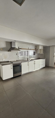 Casa En Venta, Castelar Norte