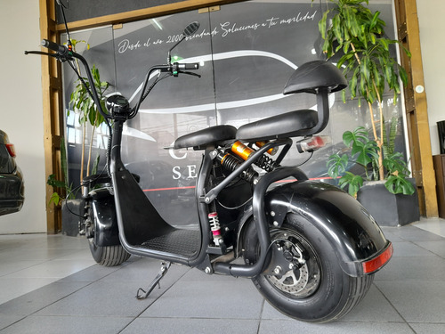 Scooter Sunra Spyracing 2022