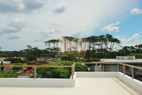 Apartamento En La Barra, 2 Dormitorios -ref:17201