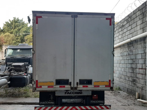 Imagem 3 de 6 de Bau 4 Metros 4,00c 2,20l 2,10a Carga Seca Temos Outras Med.