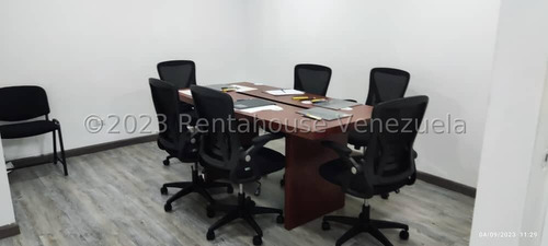 Se Alquila Una Oficina En Ccct (chuao)