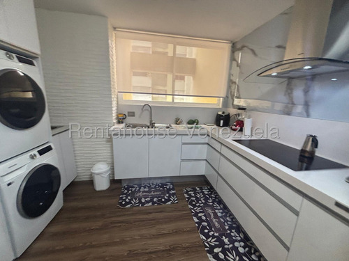 Apartamento En Venta Prados Del Este 25-21644. Jt