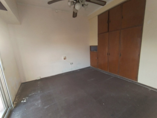 Venta En Block Departamento 3 Amb Con Local Comercial