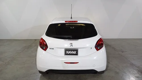 Peugeot 208 1.6 Allure Mt