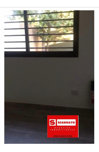 Imagen 10 de 17 de Venta De Casa Con 3 Ph En Block