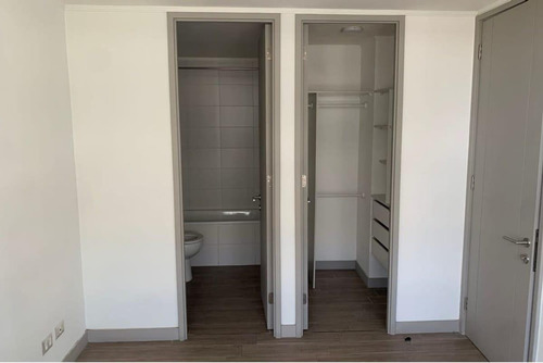 Depto De 2d 2b Domeyko 2530 En Santiago Centro